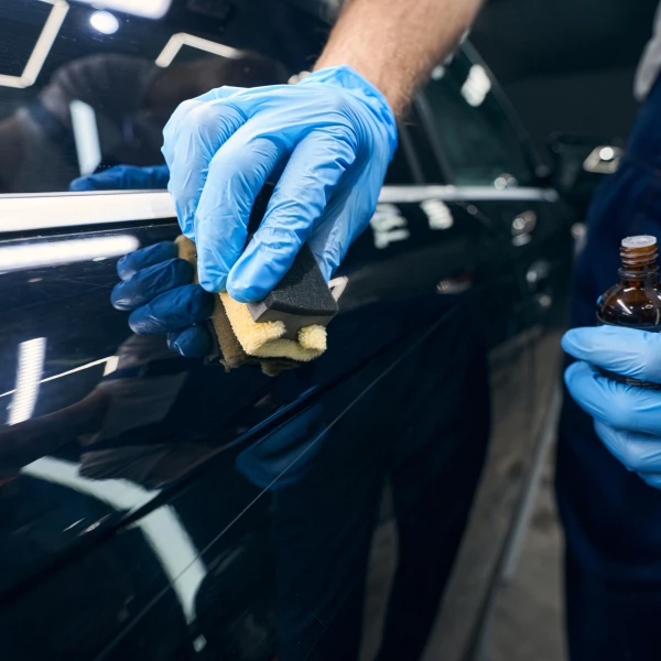 Hydrophobic Properties for Easy Cleaning