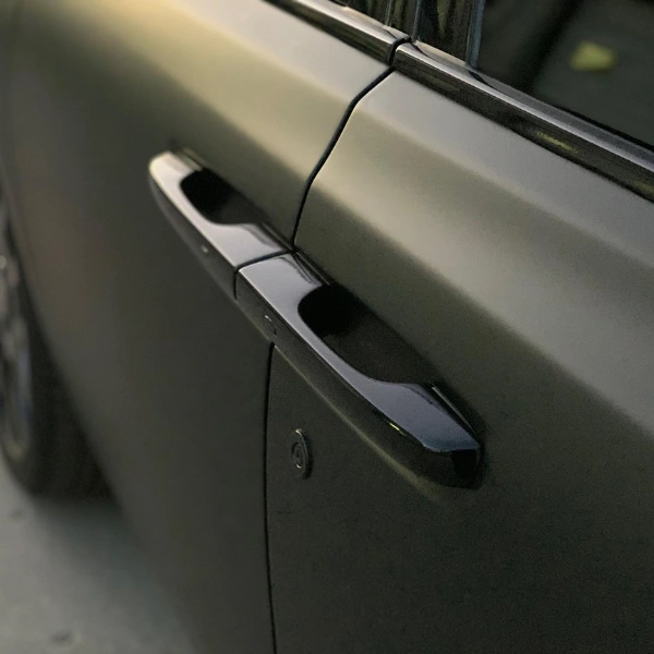 Handles & Trim: Matte Black Car Wrap